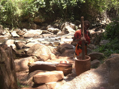 Gorongosa_waterfall