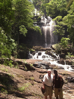 Gorongosa_waterfall