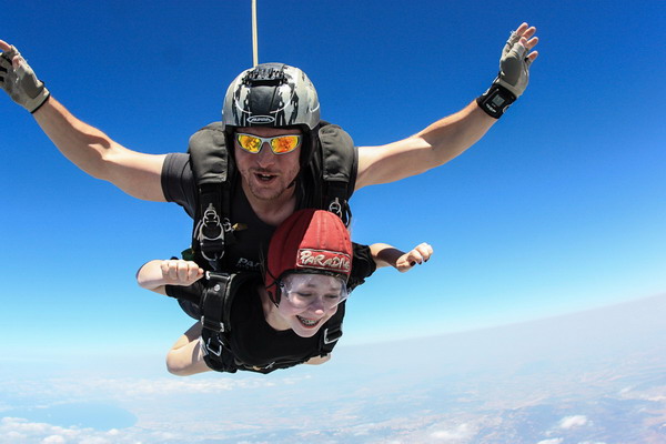 Lior's skydive