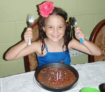 Lotem with cake