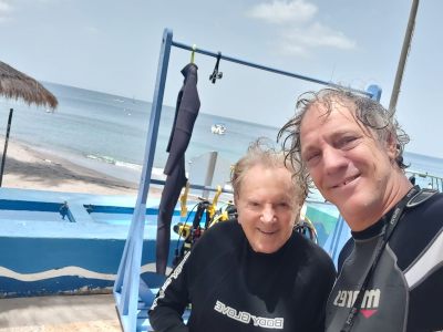 Aviv and Morris diving
