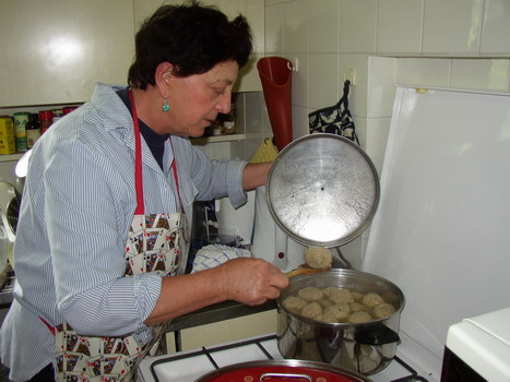 pesah and gefilte fish