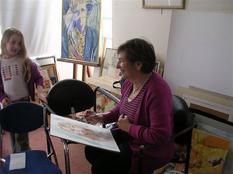 Maureen Fain painting