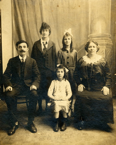 Barnett Nickel Family