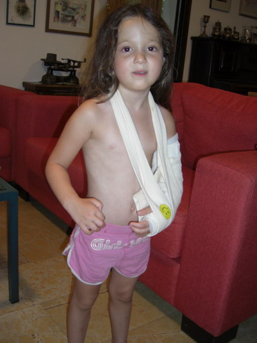 Lotem in a cast